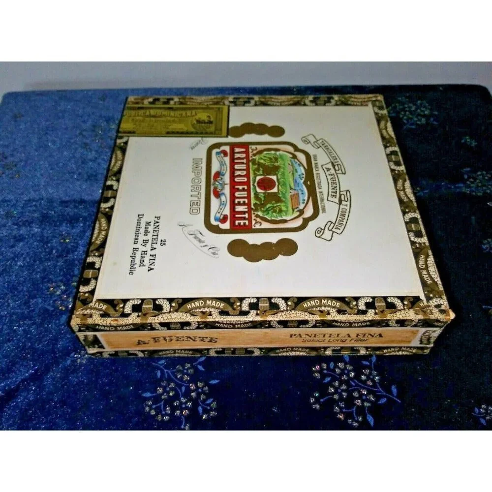 Wooden Cigar Box Arturo Fuente Empty 7.5